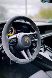 Photo beau volant porsche Photo beau volant porsche